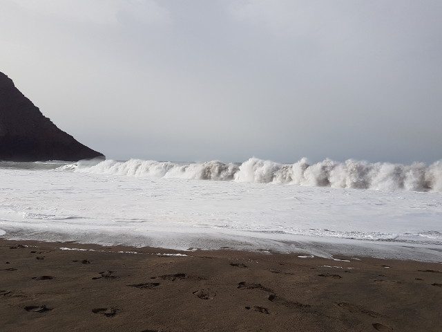 Wellen an der Playa de la Tejita