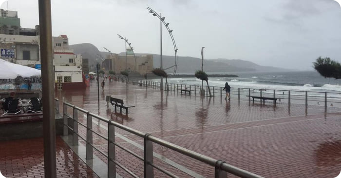 Regenschauer in Las Palmas