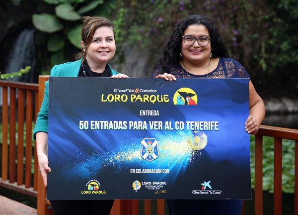 2017 11 11 Loro Parque y el programa ANSINA junto  en el apoyo al CD Tenerife 2