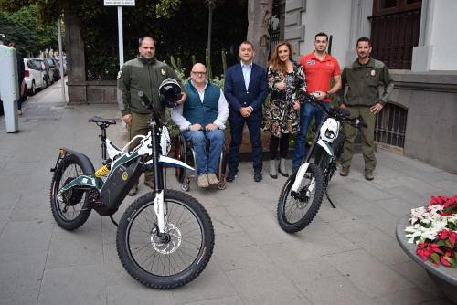Zwei Elektro-Fahrräder für Patrouillen im Anaga