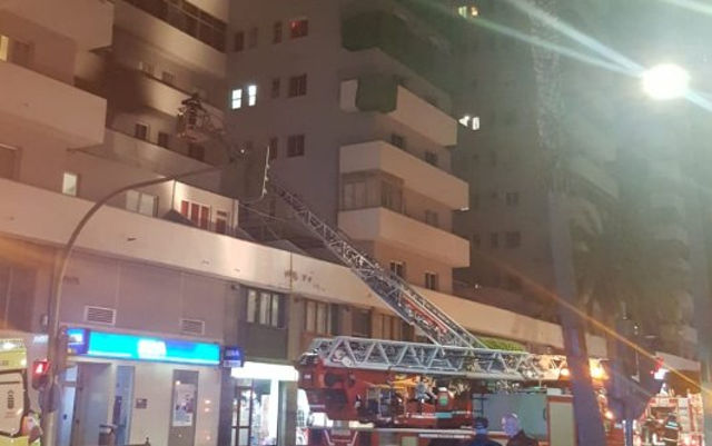 Bei Wohnungsbrand 100 Personen evakuiert