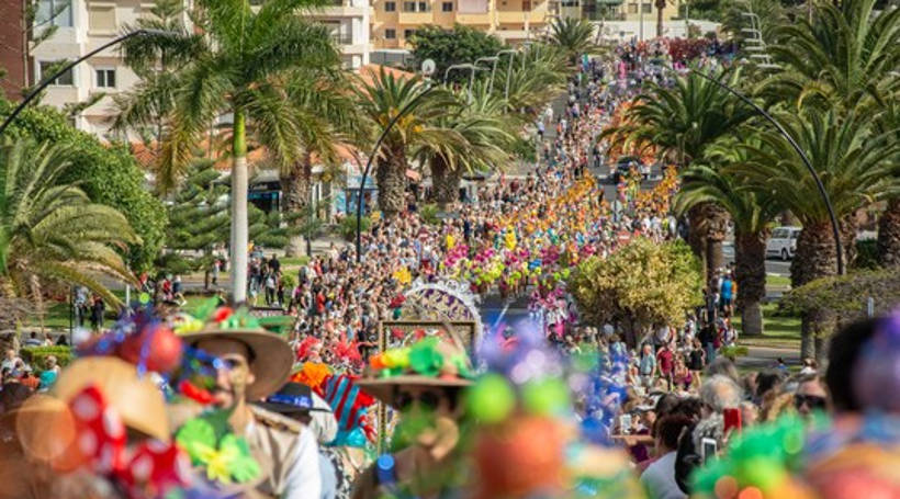 Karnevals-Umzug in Los Cristianos