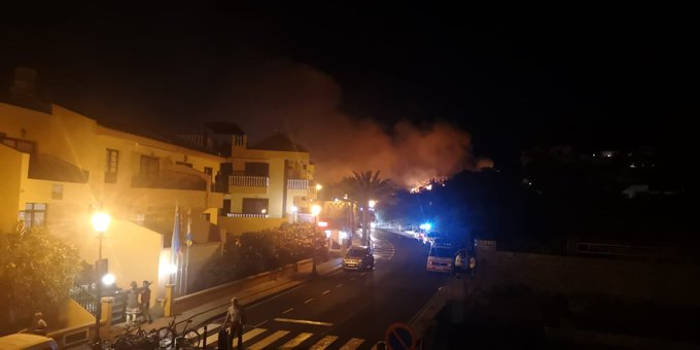 Evakuierungen wegen Brand im Valle Gran Rey